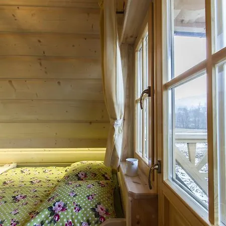 샬레 Drewniane Szarotka Gorska 자코파네