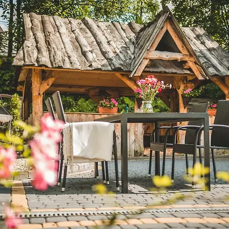 샬레 Drewniane Szarotka Gorska 자코파네